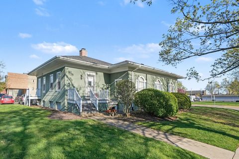 Photo of 624 Phoenix Street, South Haven, MI 49090 (MLS # 26016913)