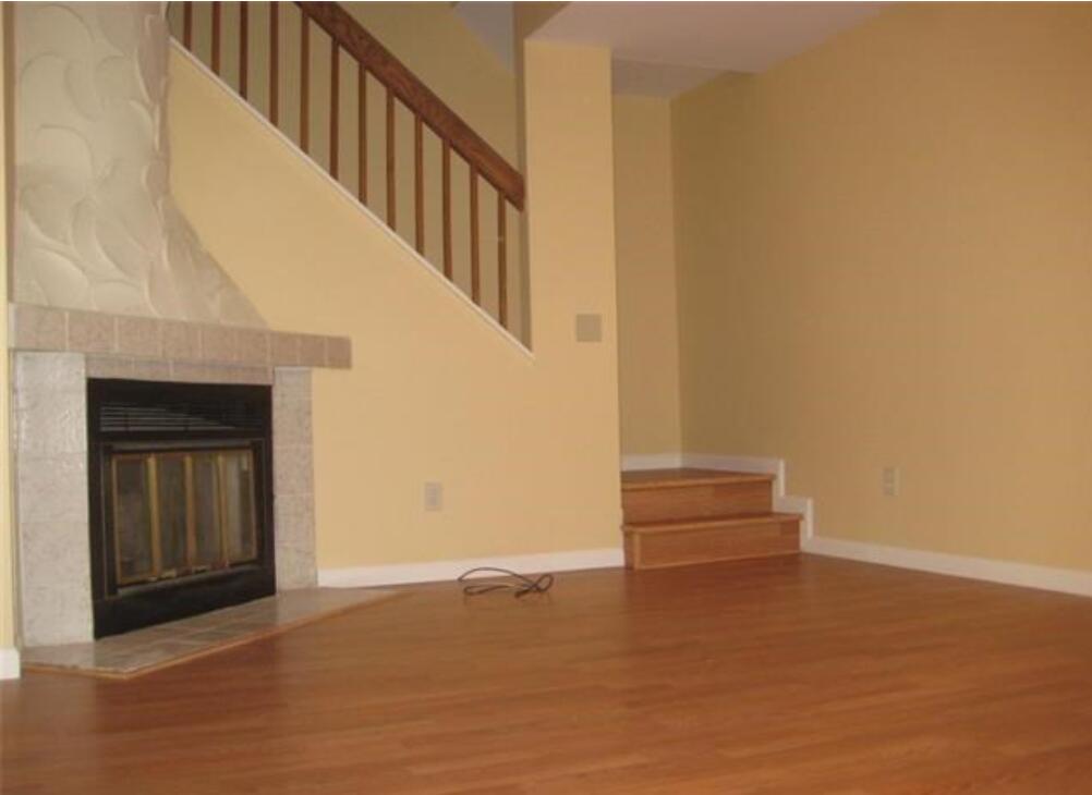 22100 Edgewater