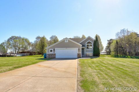 Photo of 3391 Heathridge Trail, Hamilton, MI 49419 (MLS # 26016851)