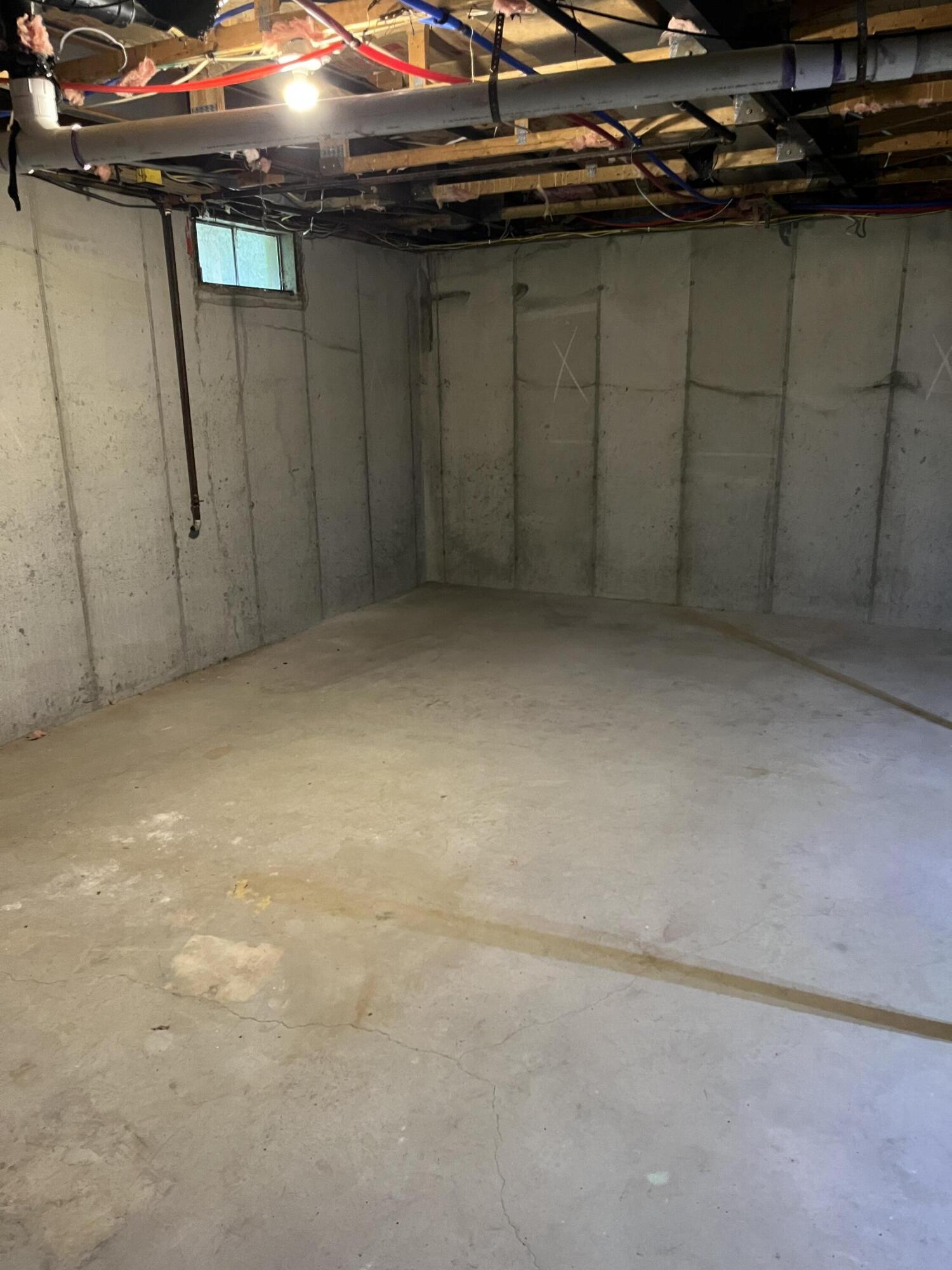 Allegan, Michigan 49010, United States, 4 Bedrooms Bedrooms, ,2 BathroomsBathrooms,Residential,Active,195254