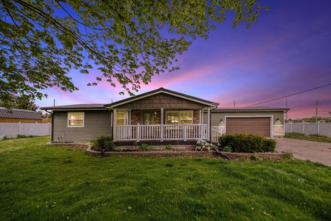 MLS: 25020957