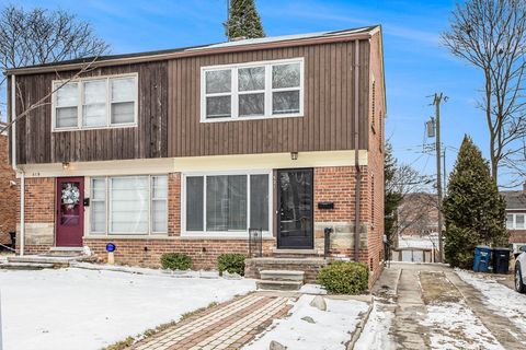 Photo of 521 Snyder Avenue, Ann Arbor, MI 48103 (MLS # 26017161)