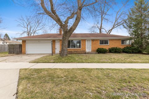 4914 Ash Avenue SE, Grand Rapids, MI 49508 - MLS#: 25012196