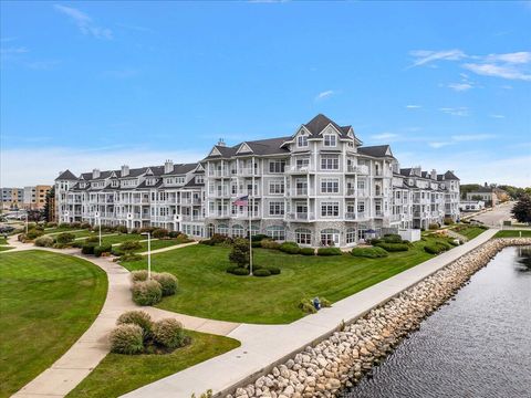 Photo of 300 S Rath Avenue #23, Ludington, MI 49431 (MLS # 25052984)