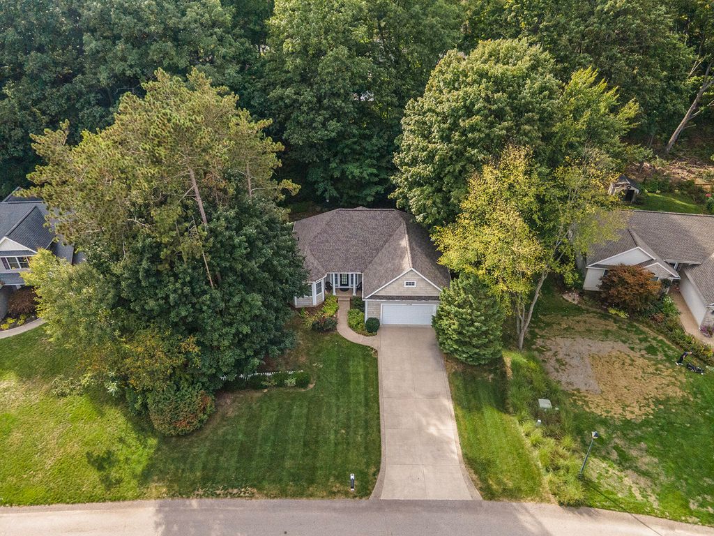 Photo of 13785 Lake Sedge Drive, Grand Haven, MI 49417 (MLS # 25050814)