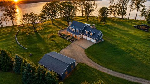 Photo of 1291 S Queensway Drive, Lake Isabella, MI 48893 (MLS # 26016025)