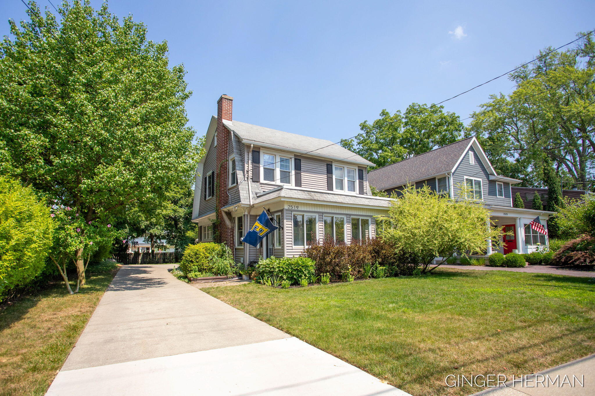 1-web-or-mls-2519-lake-dr-se
