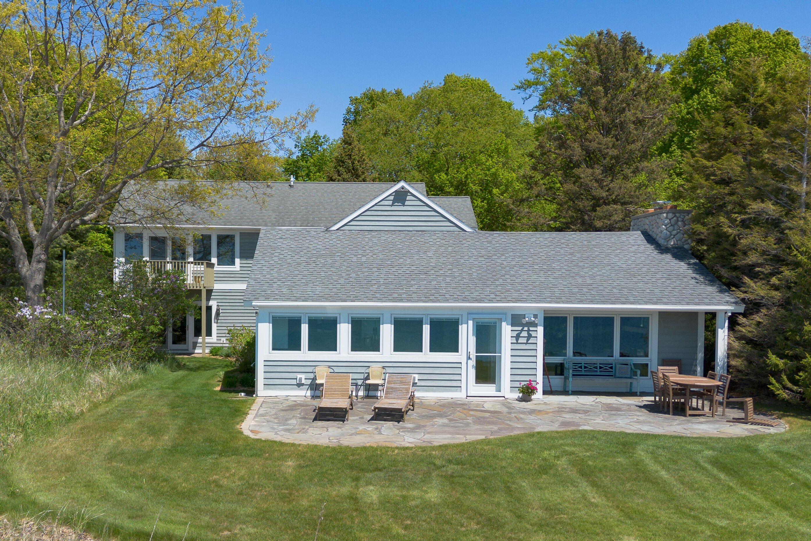 3801 N Scenic Drive
