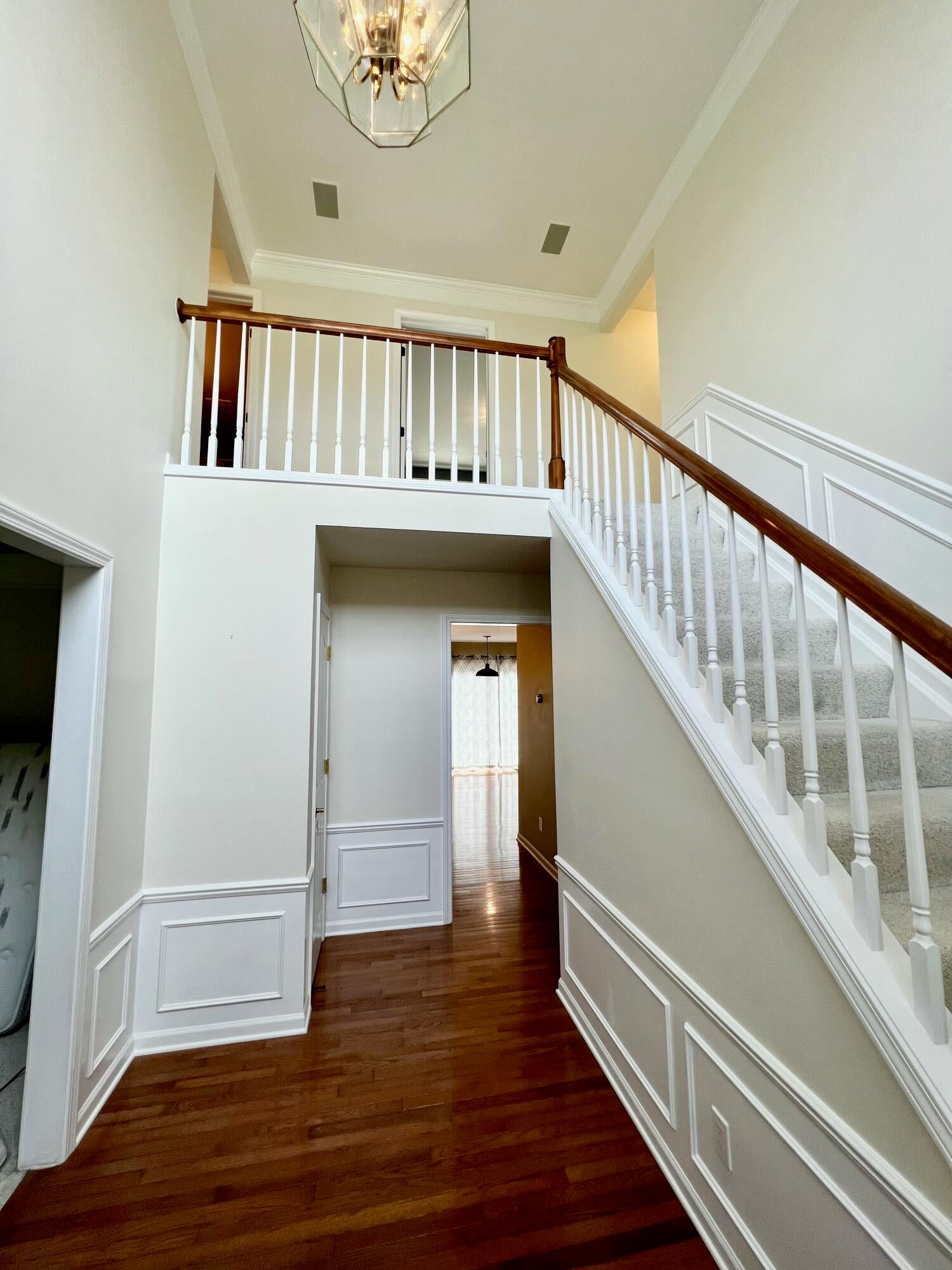 16185 Country Knoll Drive