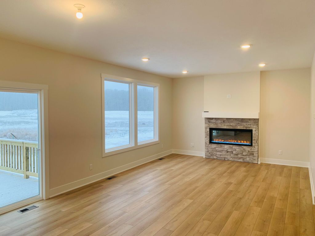 Photo of 15760 Norwalk Road, Grand Haven, MI 49417 (MLS # 25061234)