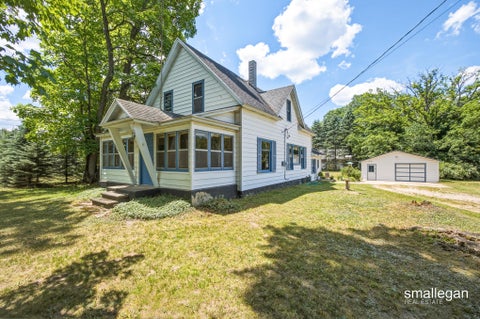 Photo of 4879 S 194th Avenue, Hesperia, MI 49421 (MLS # 26034730)