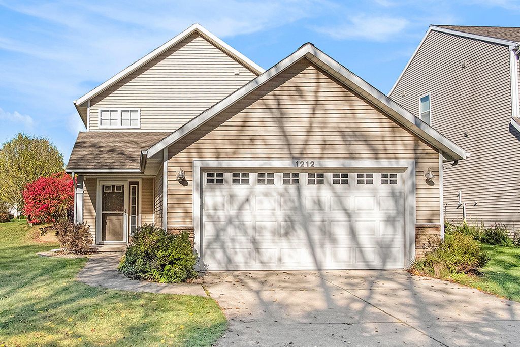 Photo of 1212 Highland Hill Drive SE, Lowell, MI 49331 (MLS # 25054251)