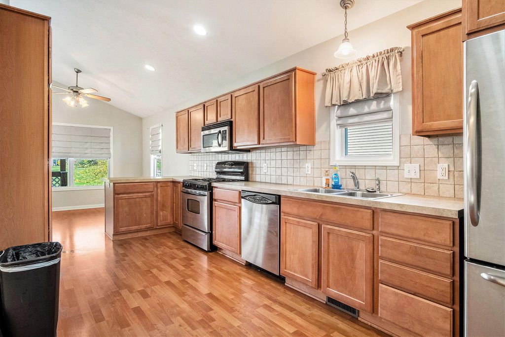 Photo of 1212 Highland Hill Drive SE, Lowell, MI 49331 (MLS # 25054251)