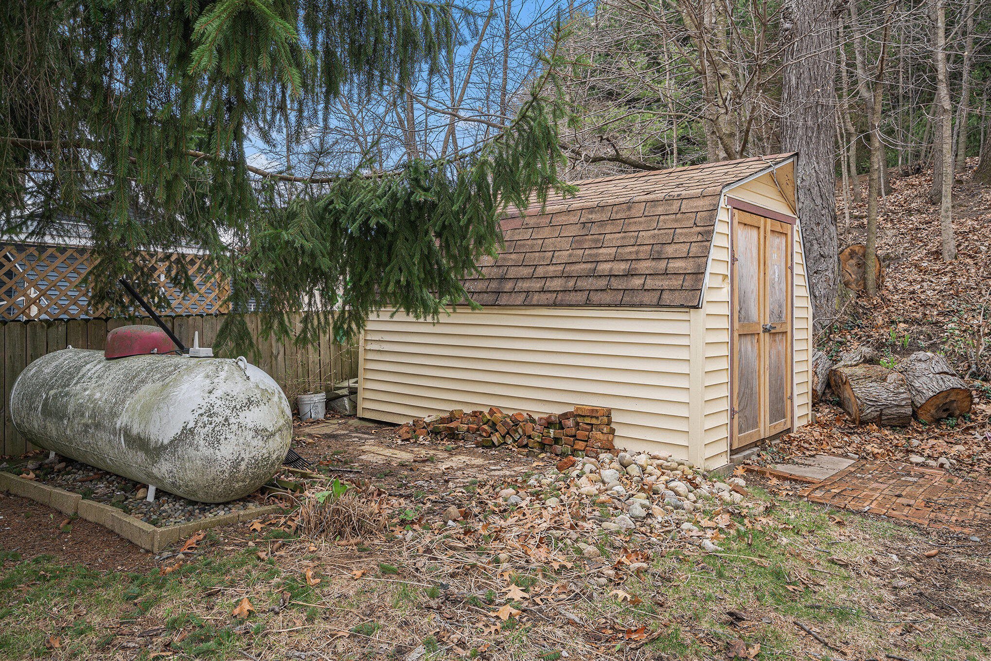 Sturgis, Michigan 49091, United States, 2 Bedrooms Bedrooms, ,1 BathroomBathrooms,Residential,Pending,101933