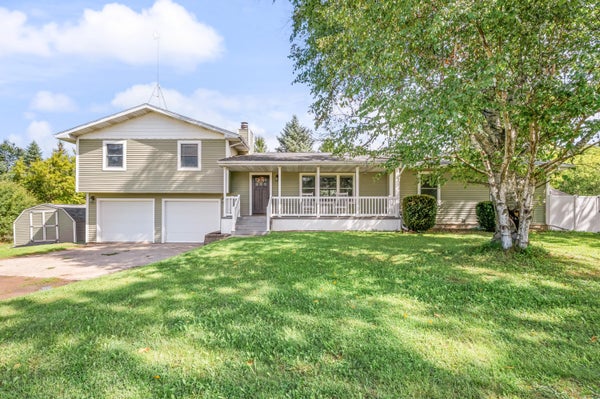 147 S BAMBER RD, MOUNT PLEASANT, MI 48858 - Image 14520e9be77c7287b7359f43efe40f0e/1556694147