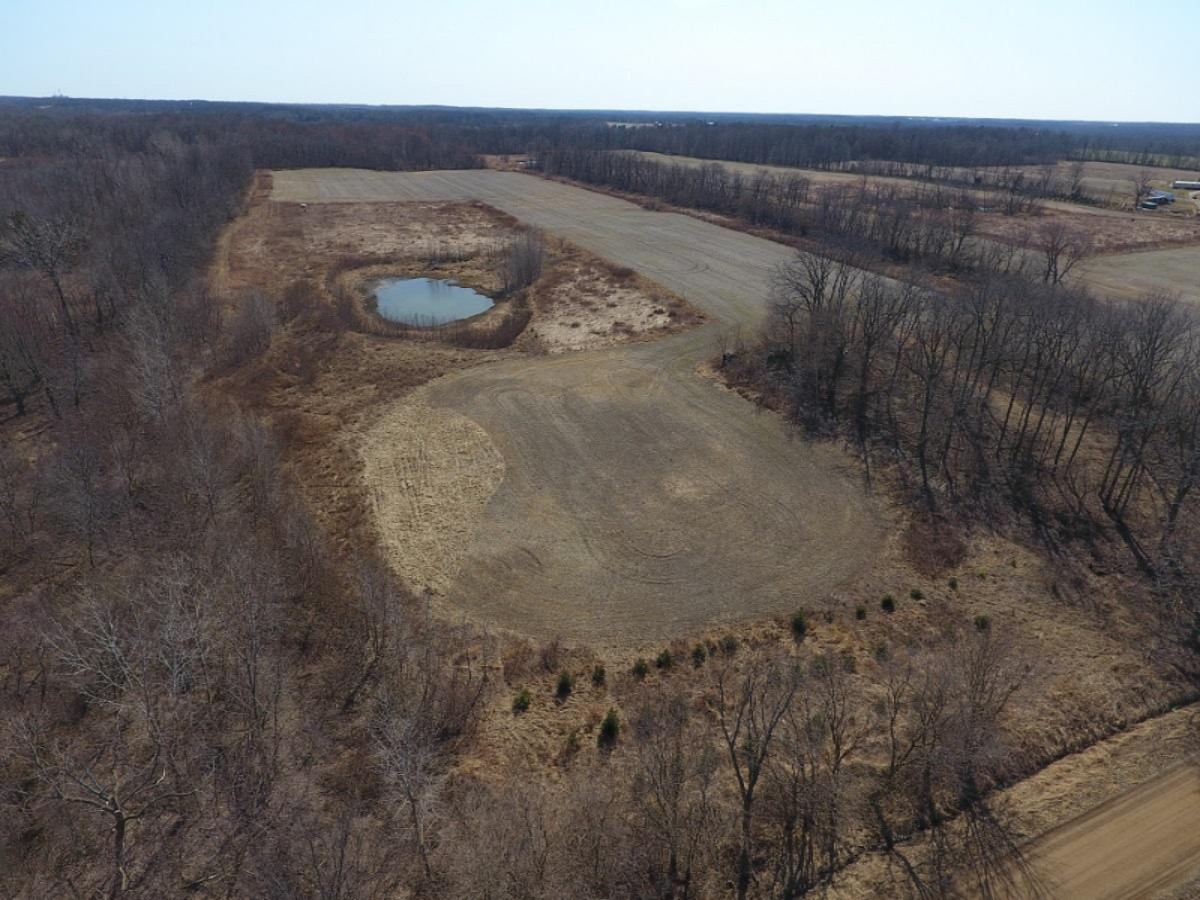 Photo 1 of 27 — 7801 W Hallett Road, Allen, MI 49227