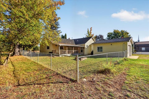 Photo for 1617 W Division Street