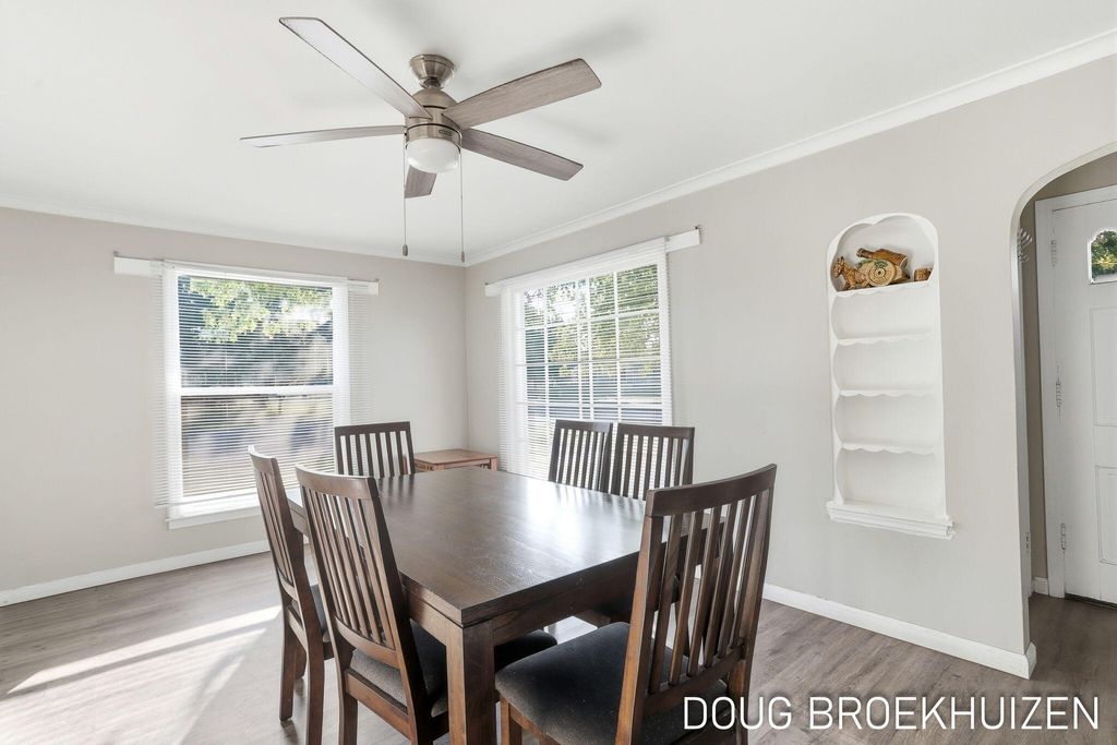 Photo of 287 W 15th Street, Holland, MI 49423 (MLS # 25054234)