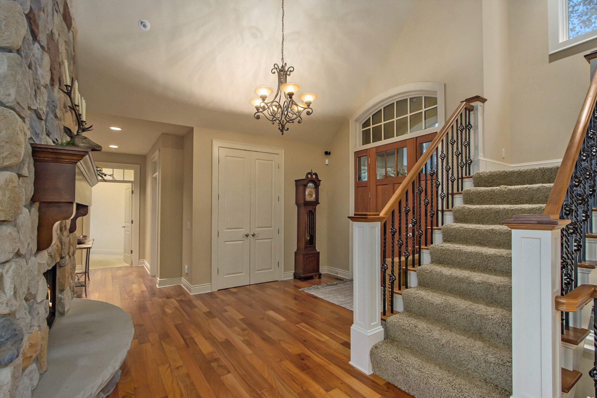 Richland, Michigan 49083, United States, 4 Bedrooms Bedrooms, ,5 BathroomsBathrooms,Residential,Pending,31907