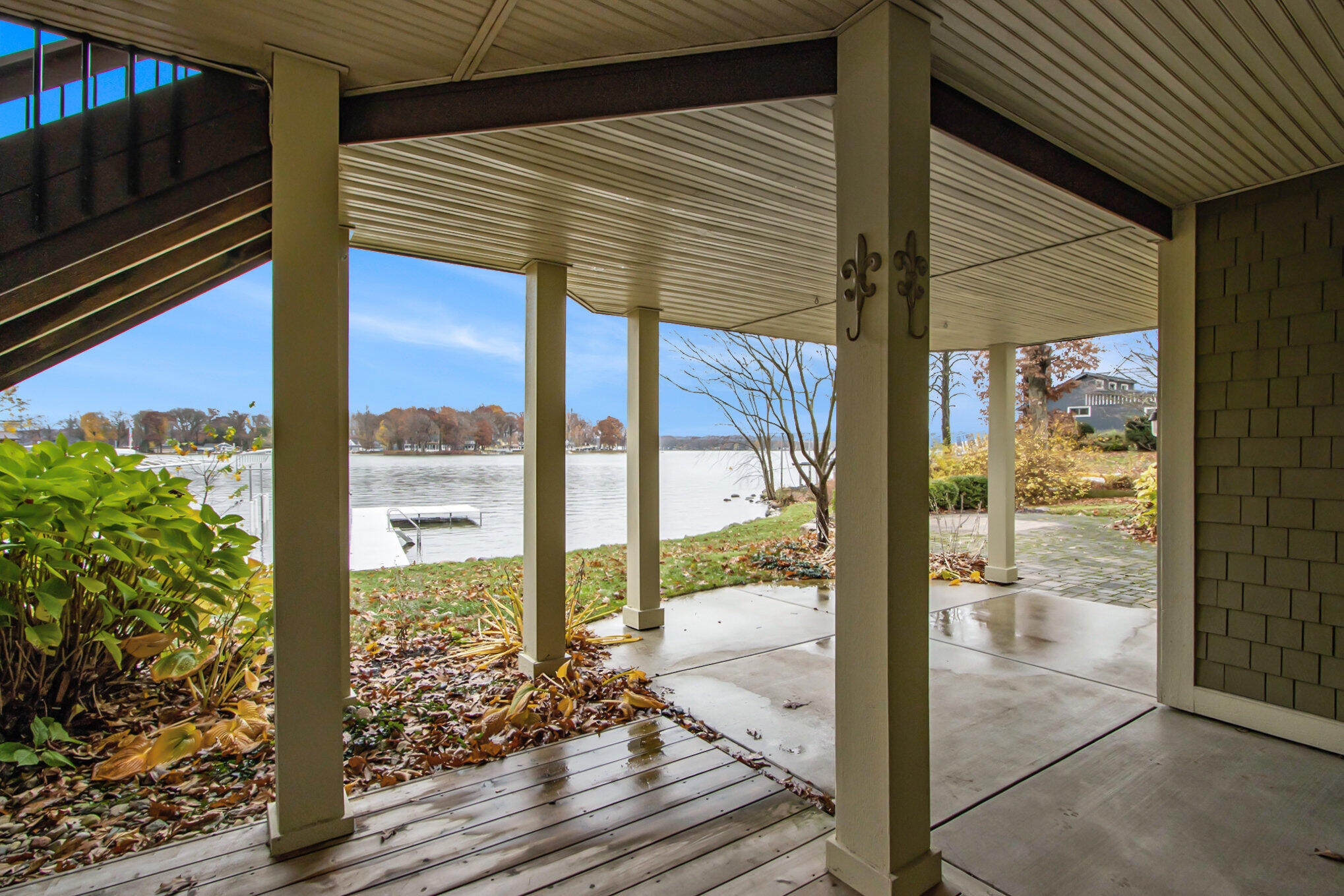 Richland, Michigan 49083, United States, 4 Bedrooms Bedrooms, ,5 BathroomsBathrooms,Residential,Pending,31907