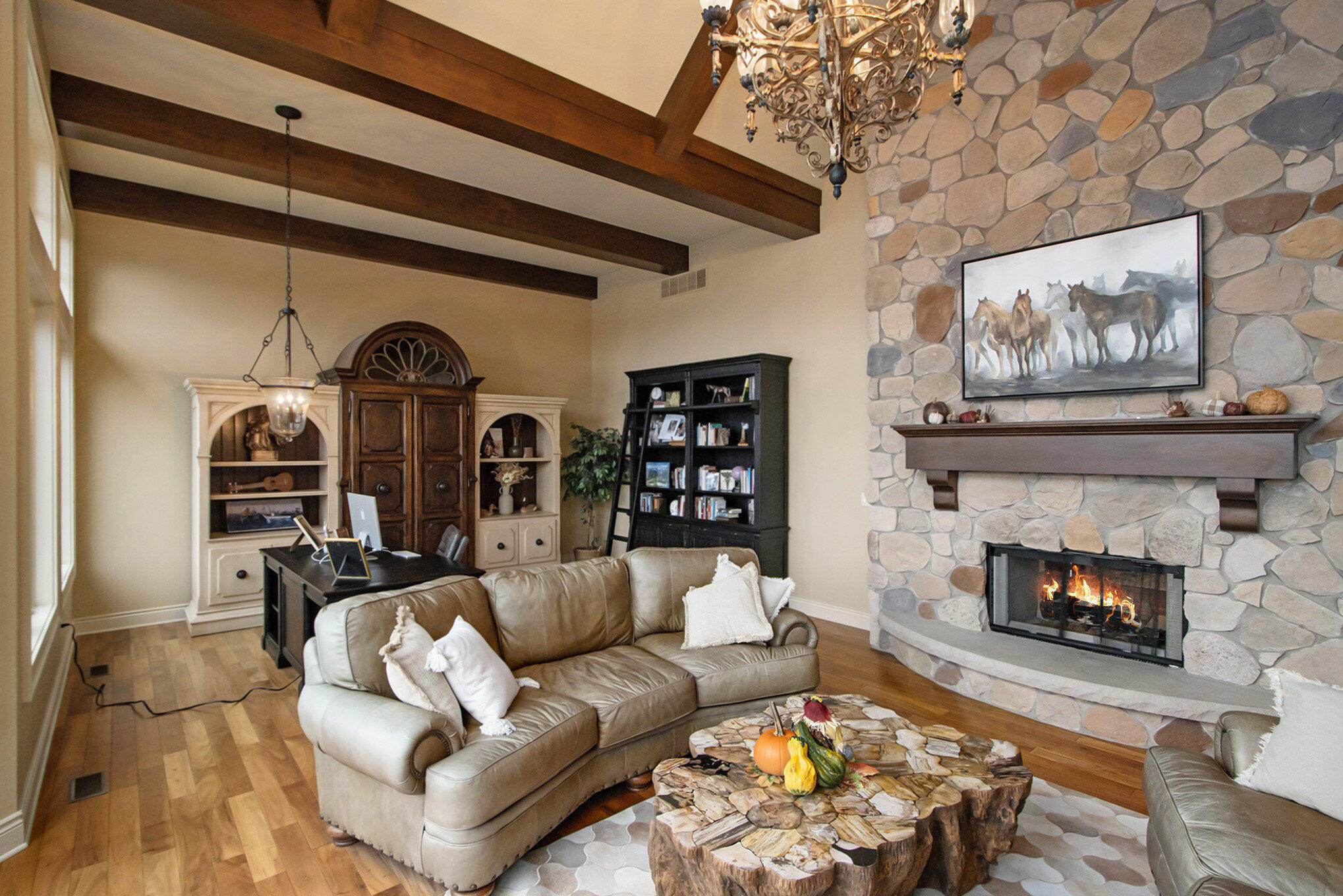 Richland, Michigan 49083, United States, 4 Bedrooms Bedrooms, ,5 BathroomsBathrooms,Residential,Pending,31907