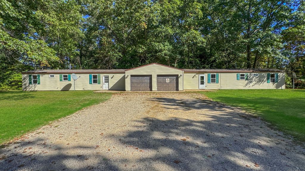 Photo of 1657 Seaman Road, Wellston, MI 49689 (MLS # 25050976)