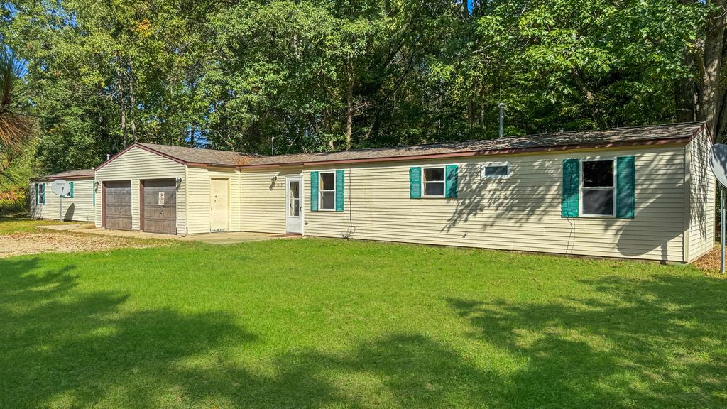Photo of 1657 Seaman Road, Wellston, MI 49689 (MLS # 25050976)