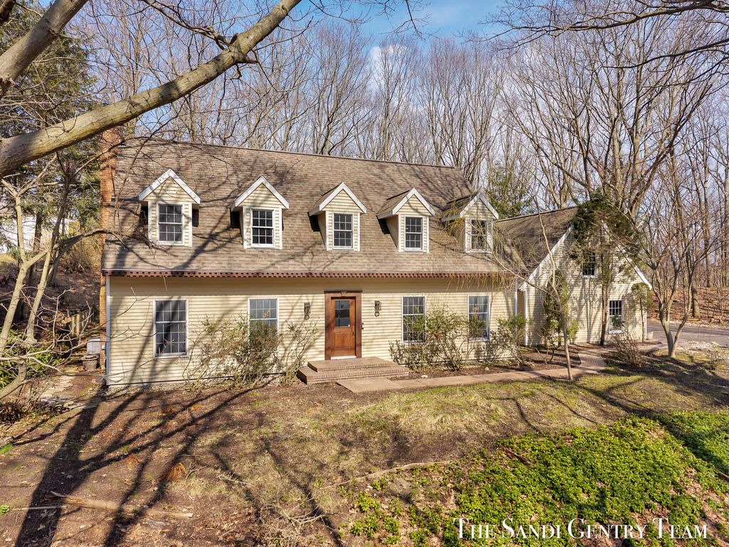 Photo of 309 Stickney Ridge Road, Grand Haven, MI 49417 (MLS # 26016055)