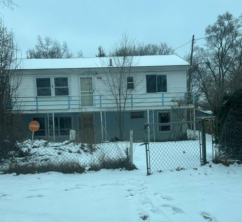 Photo of 506 Funston Avenue, Battle Creek, MI 49014 (MLS # 26002322)