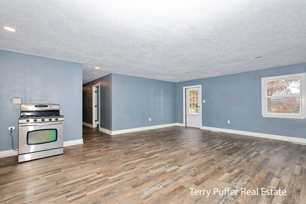 Photo of 1188 Spring Street, Muskegon, MI 49442 (MLS # 25056996)