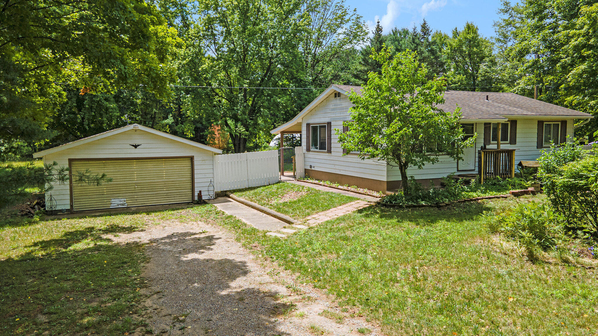 11151 4 Mile Road