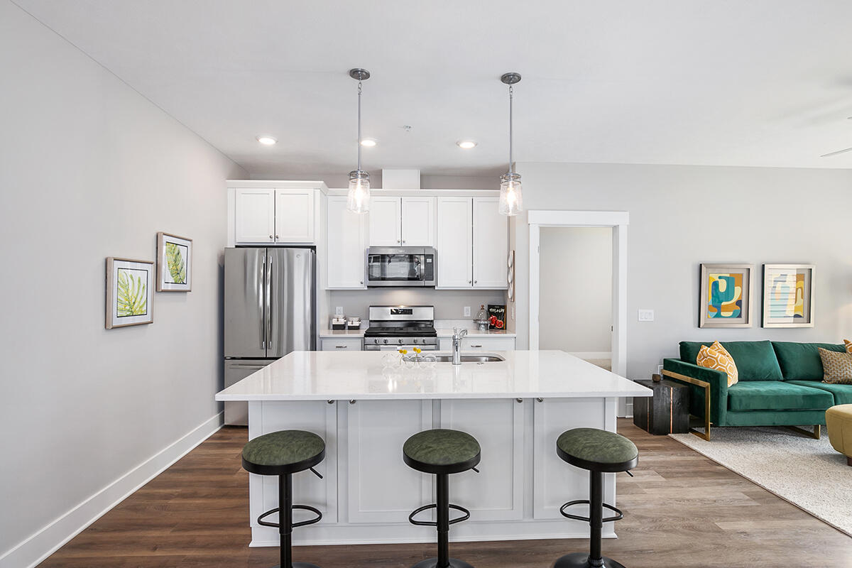 Photo 6 of 22 of 2352 Watertown Way NE condo