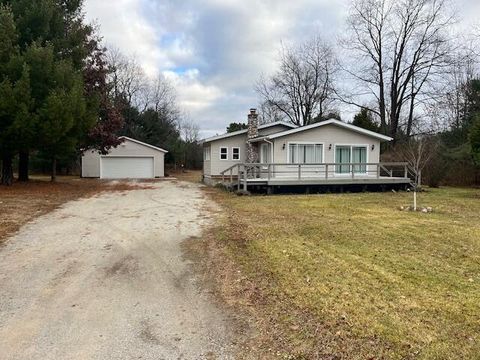 Photo of 9458 Johnson Road, Kaleva, MI 49645 (MLS # 25059429)