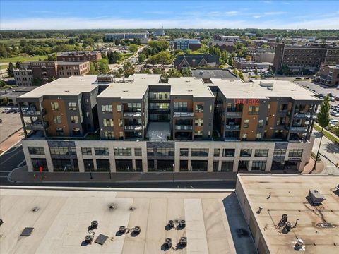 Photo of 159 S River Avenue #502, Holland, MI 49423 (MLS # 26013414)