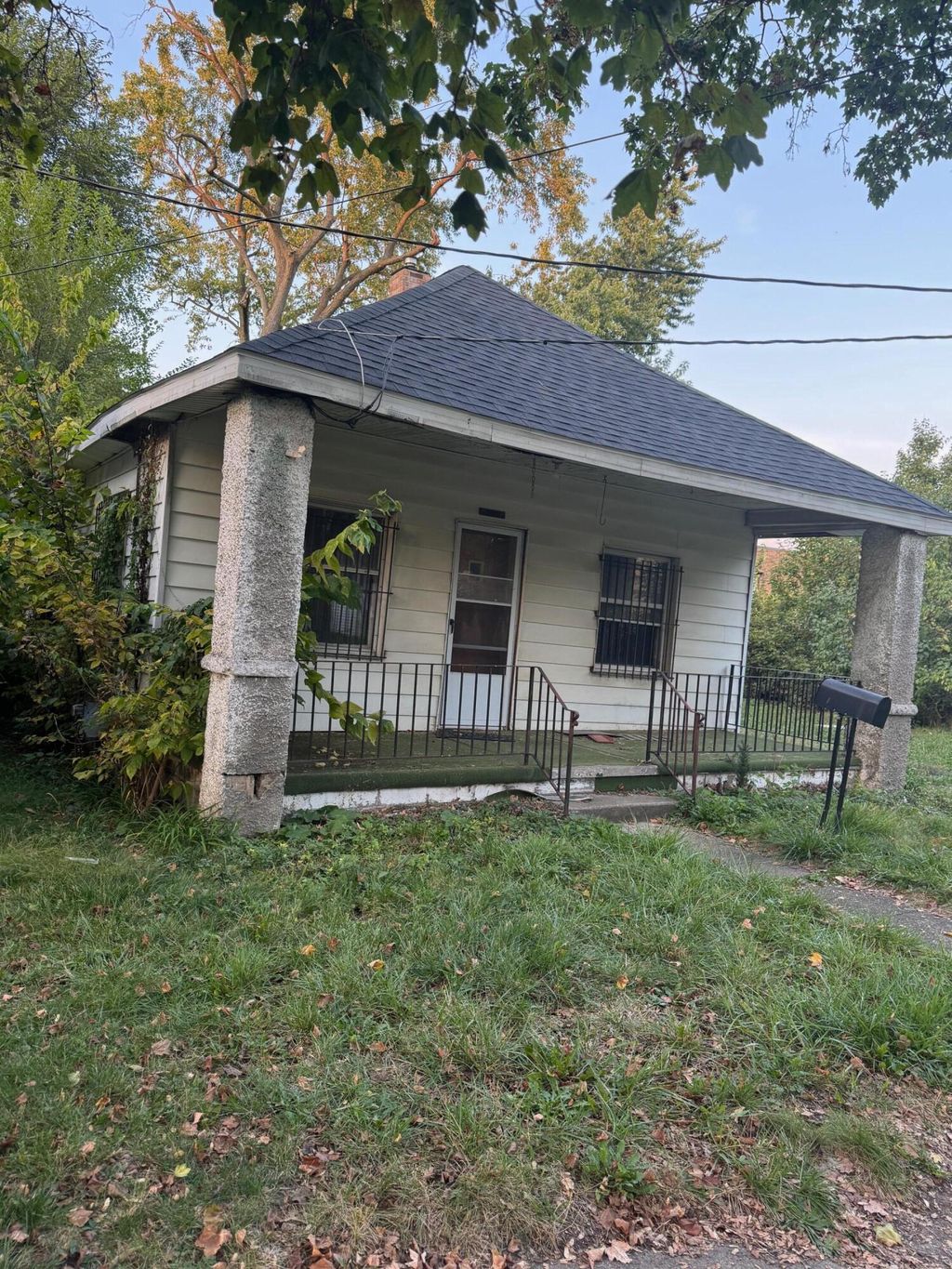 Photo of 1107 May Street, Lansing, MI 48906 (MLS # 25051059)