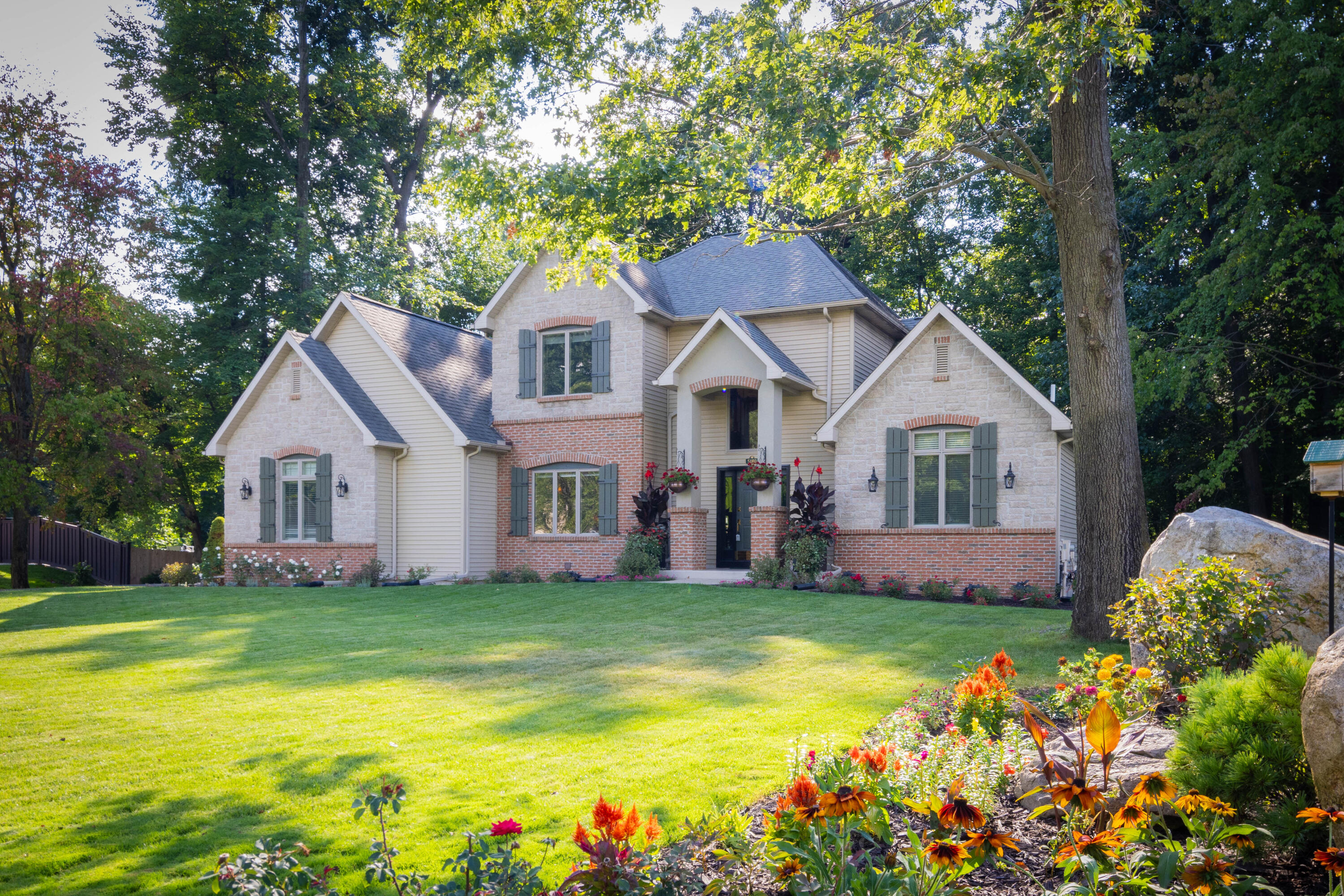 View Kalamazoo, MI 49009 house