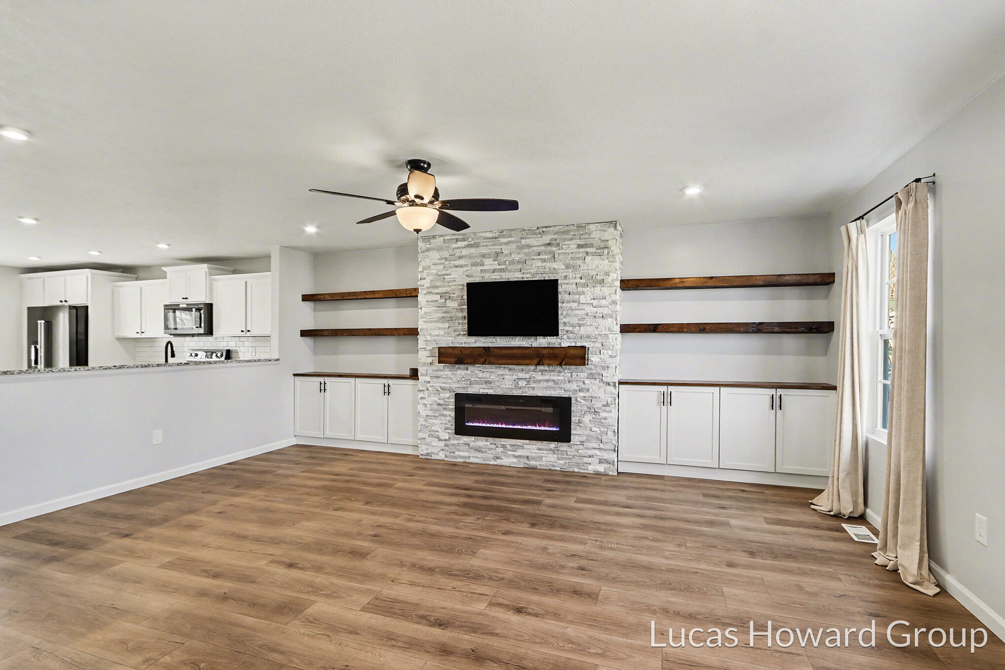 59587 Silvergrass Drive