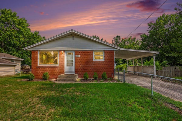 223 MARCUS ST SW, GRAND RAPIDS, MI 49548 - Image 168b6dd581dff36e1acecaee9edbc363/2696772545