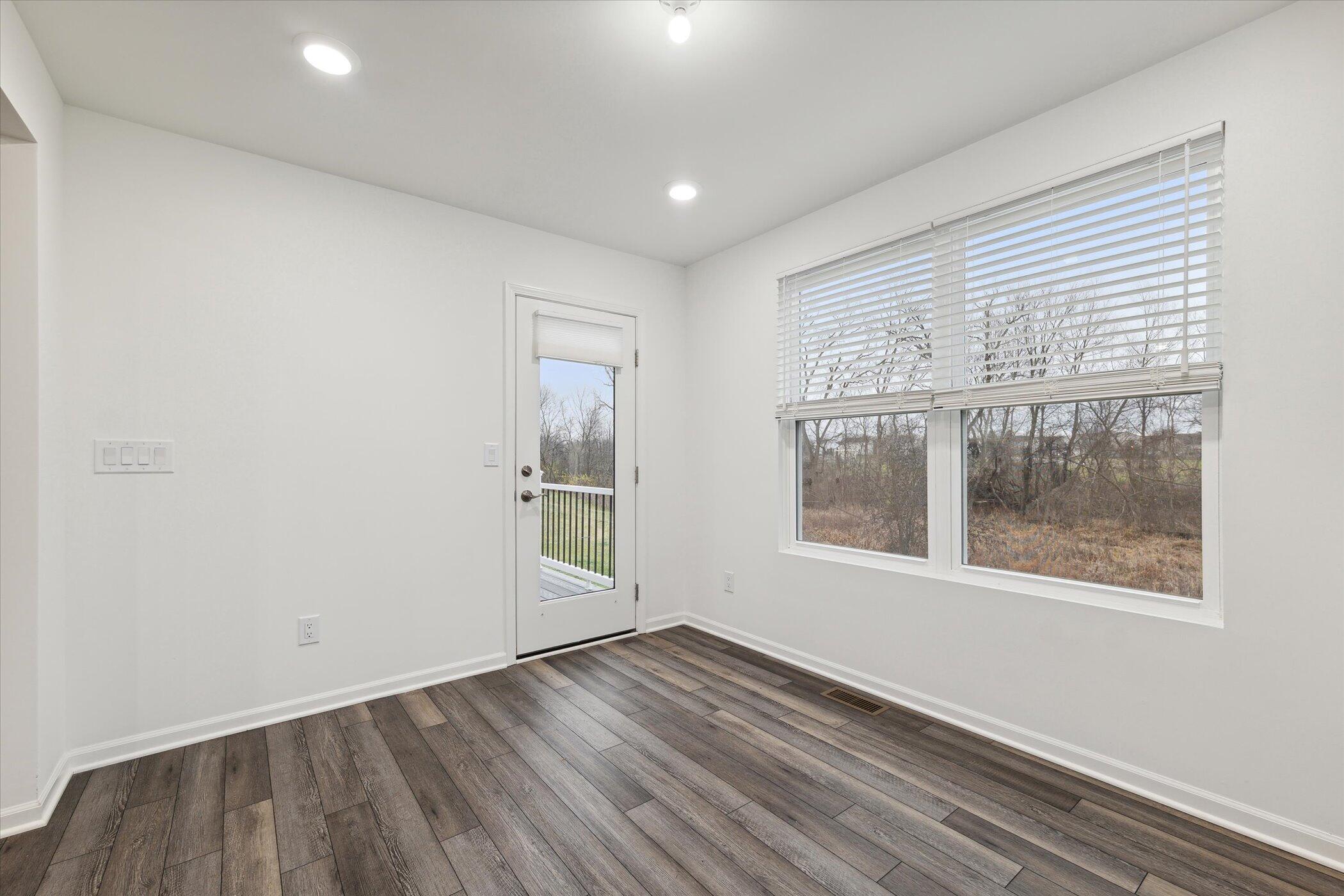 Dexter, Michigan 48130, United States, 4 Bedrooms Bedrooms, ,3 BathroomsBathrooms,Residential,Active,28586