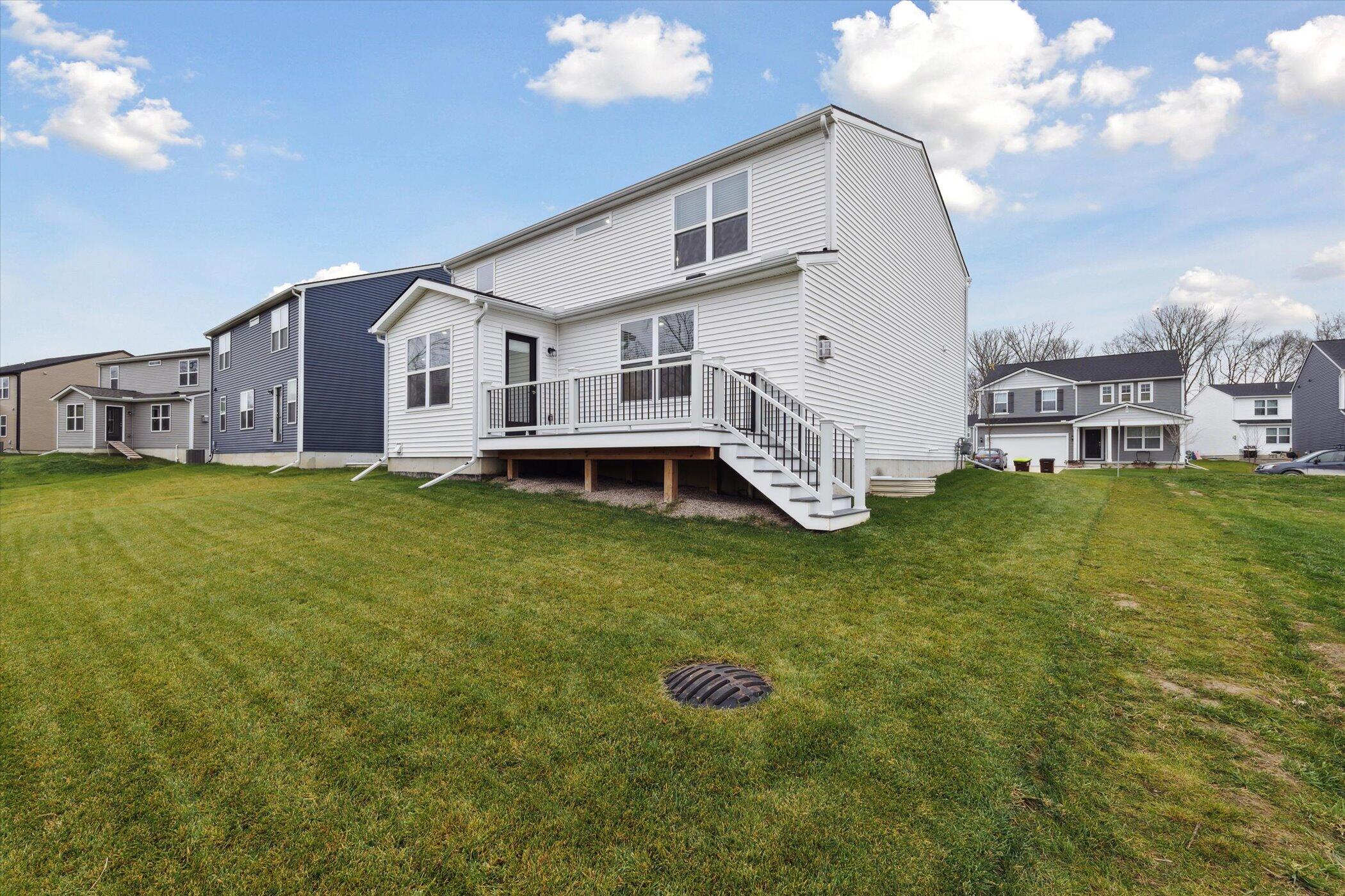 Dexter, Michigan 48130, United States, 4 Bedrooms Bedrooms, ,3 BathroomsBathrooms,Residential,Active,28586