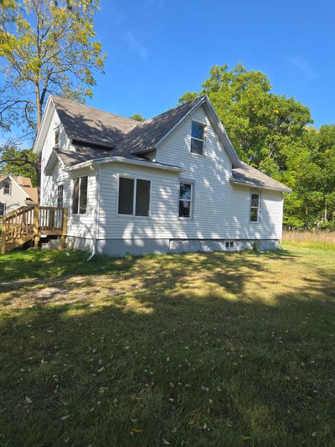 Photo of 614 N Ann Street, Albion, MI 49224 (MLS # 25047242)