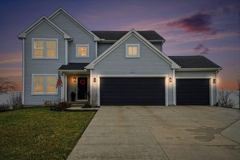 6106 Longhorn Trail Stevensville MI 49127