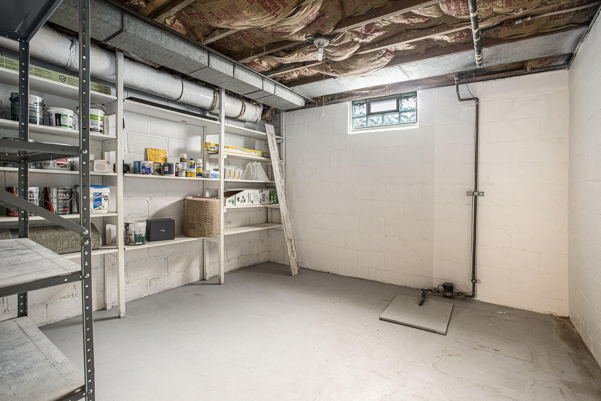 Battle Creek, Michigan 49017, United States, 2 Bedrooms Bedrooms, ,1 BathroomBathrooms,Residential,Pending,140894