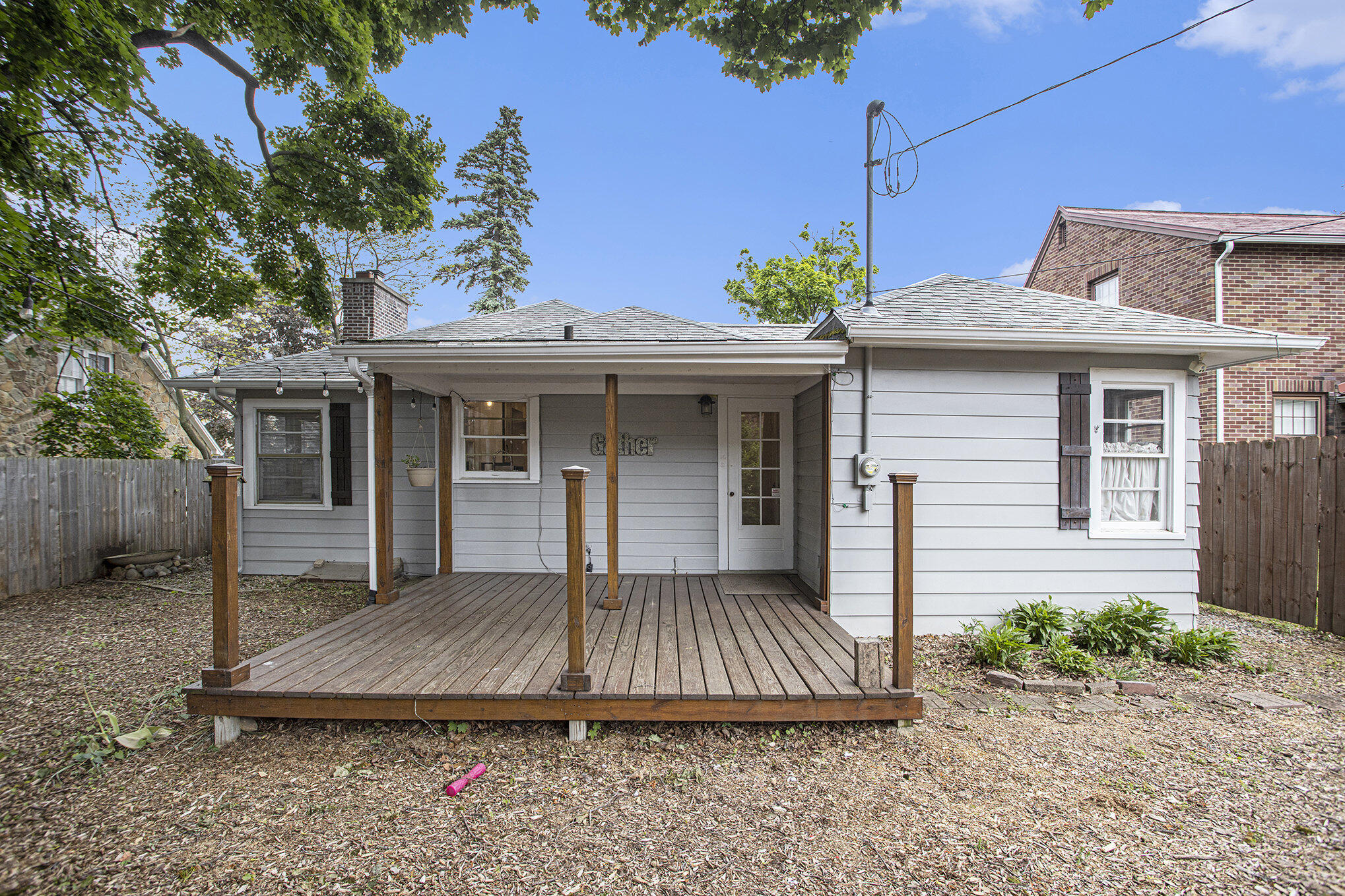 Battle Creek, Michigan 49017, United States, 2 Bedrooms Bedrooms, ,1 BathroomBathrooms,Residential,Pending,140894