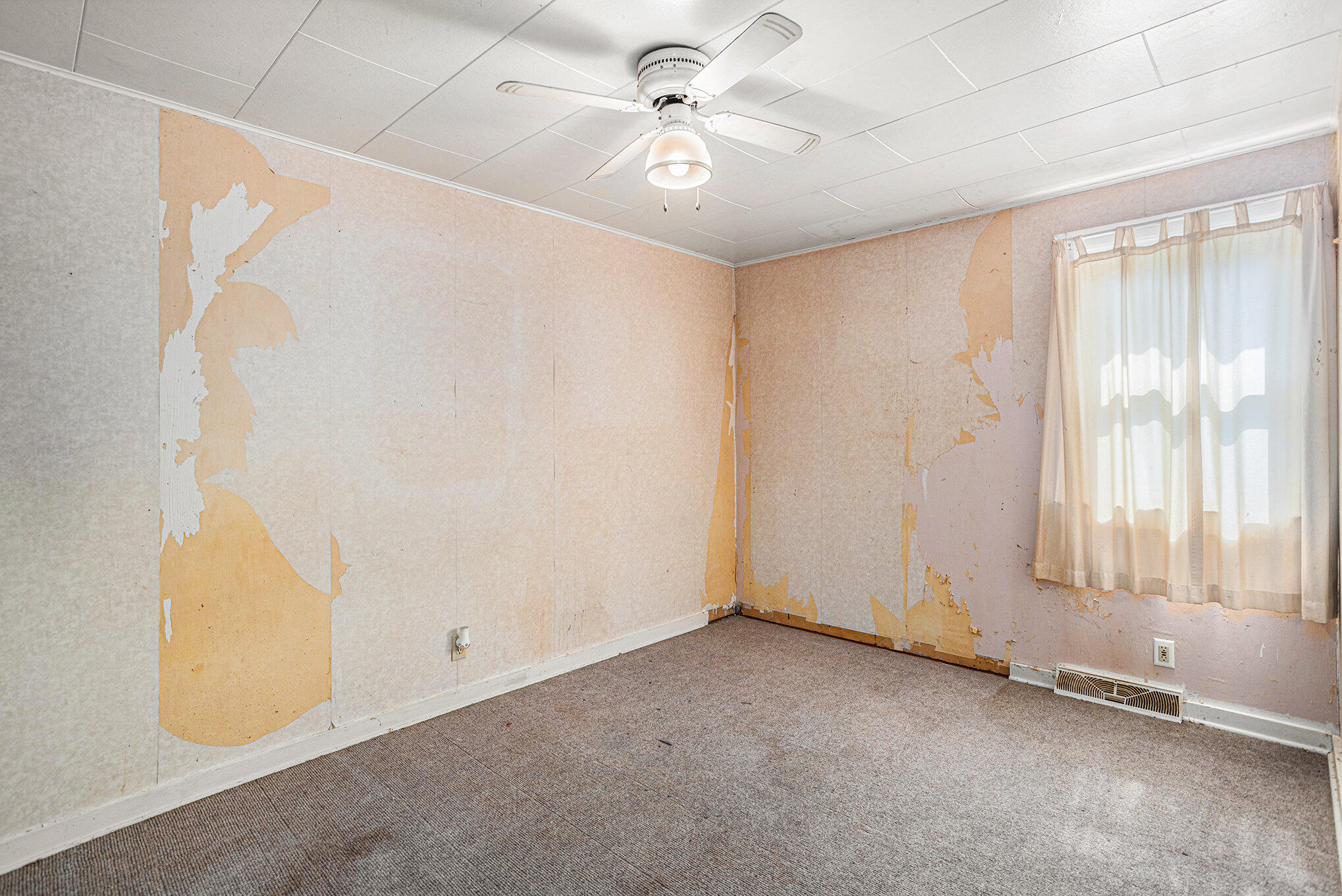 Battle Creek, Michigan 49014, United States, 2 Bedrooms Bedrooms, ,2 BathroomsBathrooms,Residential,Pending,187525