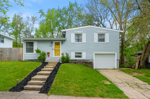 Photo of 704 Flamingo Avenue, Portage, MI 49024 (MLS # 26018821)