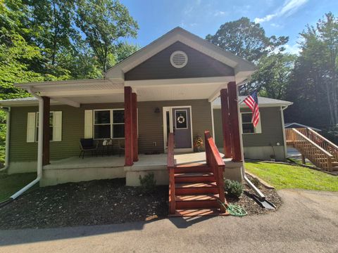 Photo of 2990 N Lincoln Road, Ludington, MI 49431 (MLS # 25048174)