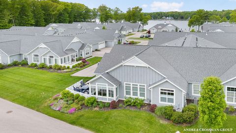 225 Janes View Drive Holland MI 49424