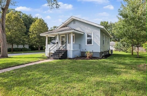 Photo for 327 Lewis Street