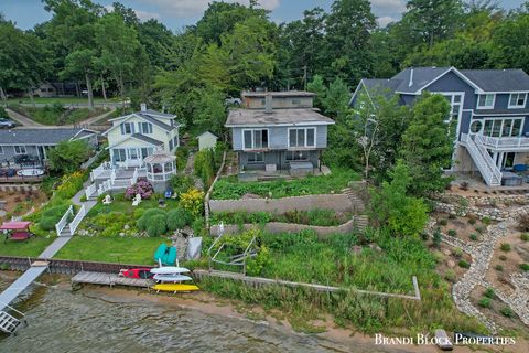 Photo of 6196 S Shore Drive, Whitehall, MI 49461 (MLS # 25038430)